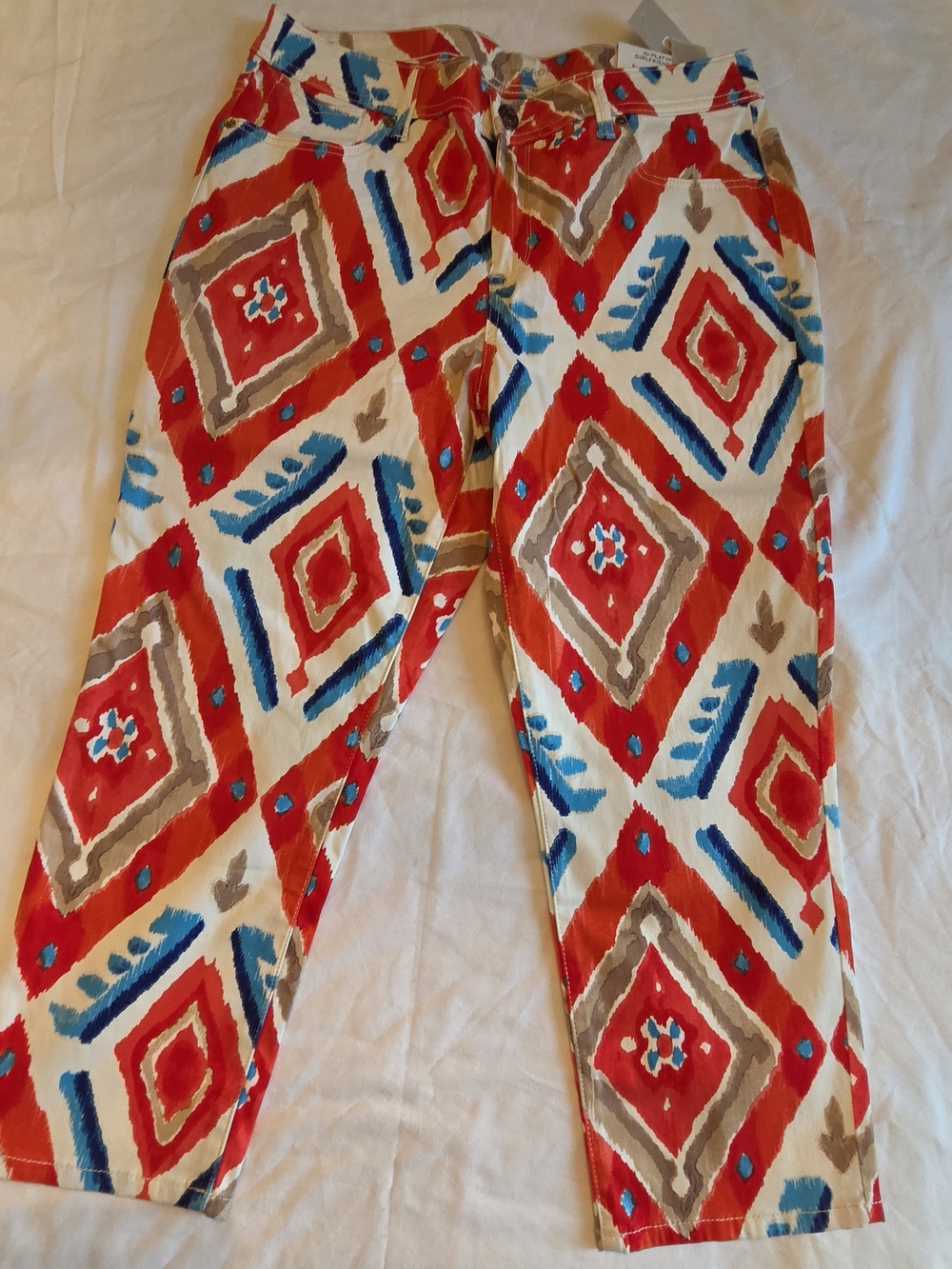 Chico's Platunim Girl Friend Crop Slim. Fit Pants in Red & Blue Geometric 8P
